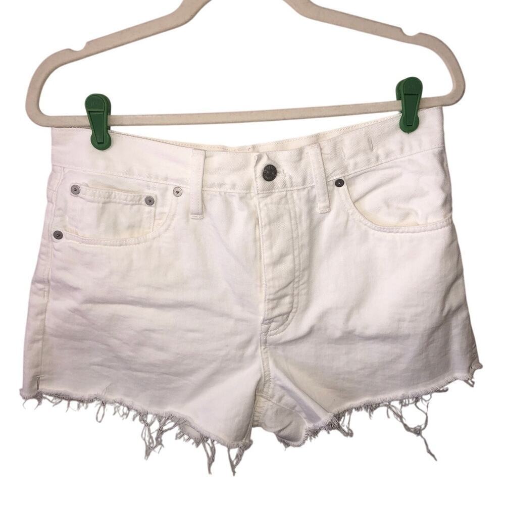 Madewell Relaxed Denim Shorts White Size 28 Button Fly Raw Edge Hem Jeans